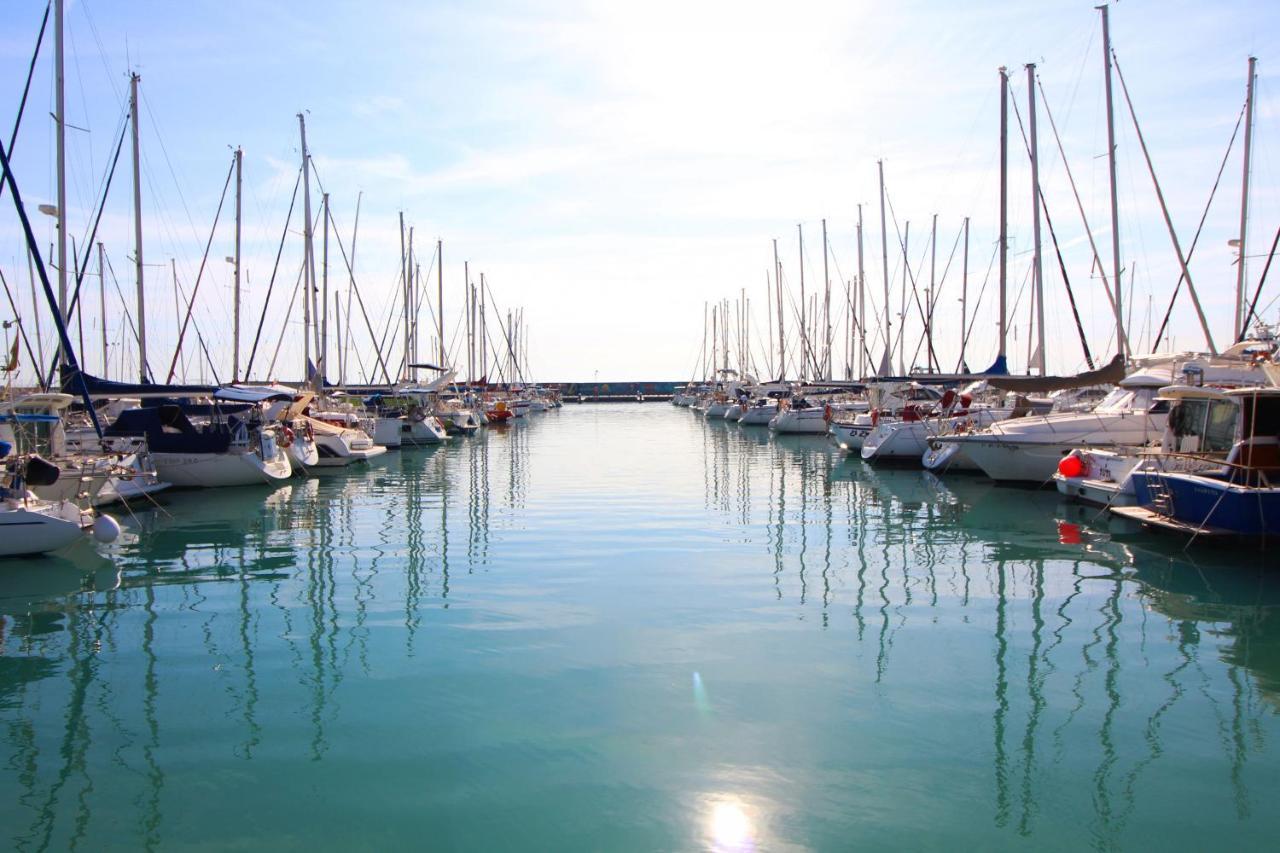 Global Properties, Apartamento De 2 Habitaciones Con Gran Terraza En Gran Canet Canet d'En Berenguer Exteriér fotografie